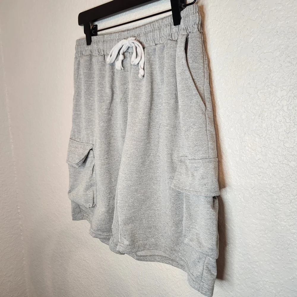 Manfinity Gray Men's Cargo Shorts athleisure athletic shorts size Large